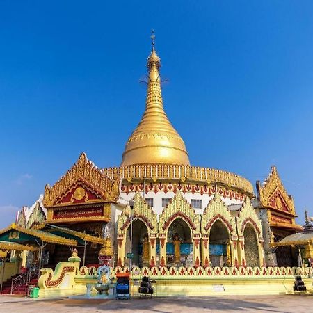 Rose Palace Hotel Yangon Exterior photo