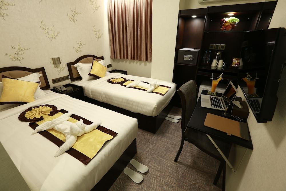 Rose Palace Hotel Yangon Exterior photo