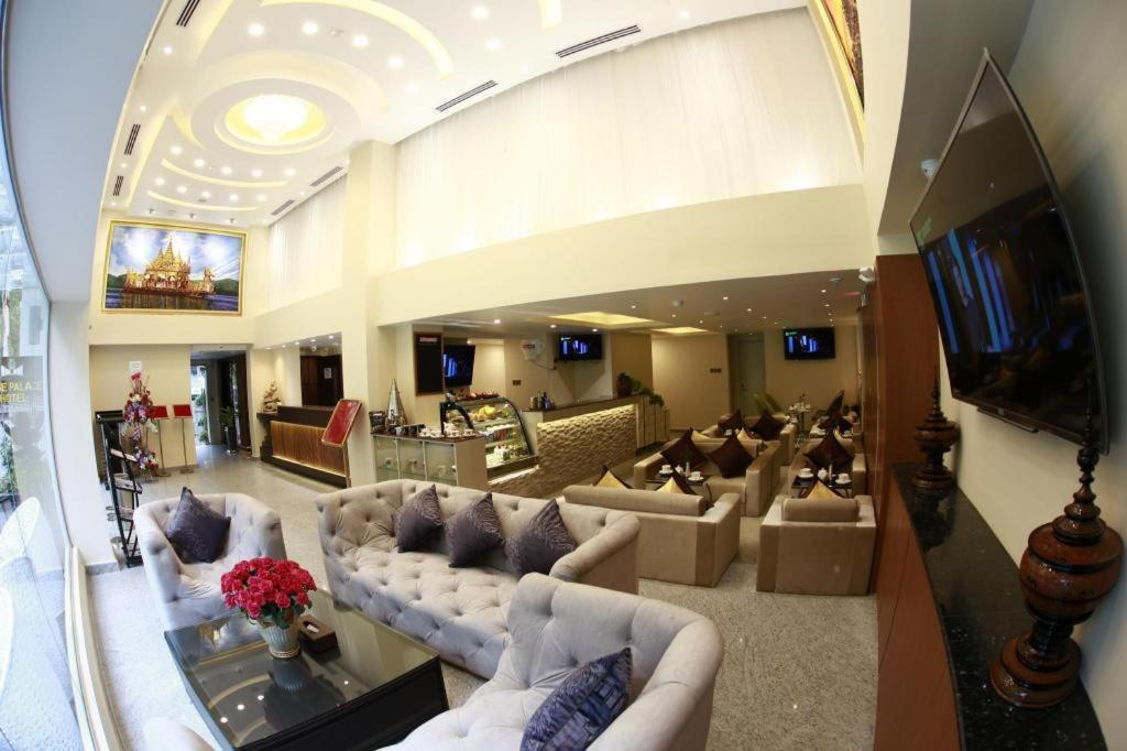 Rose Palace Hotel Yangon Exterior photo